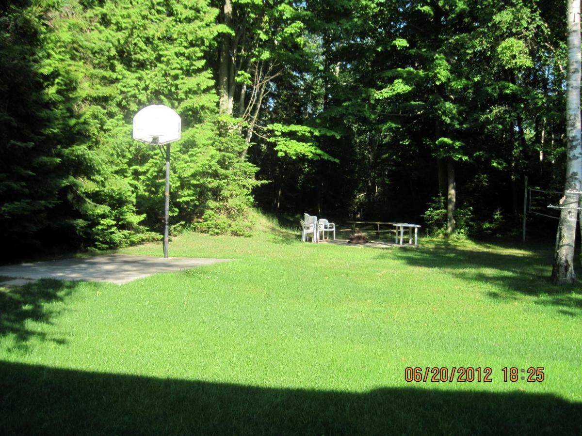 Sunny Birch Cottages Sauble Beach Esterno foto